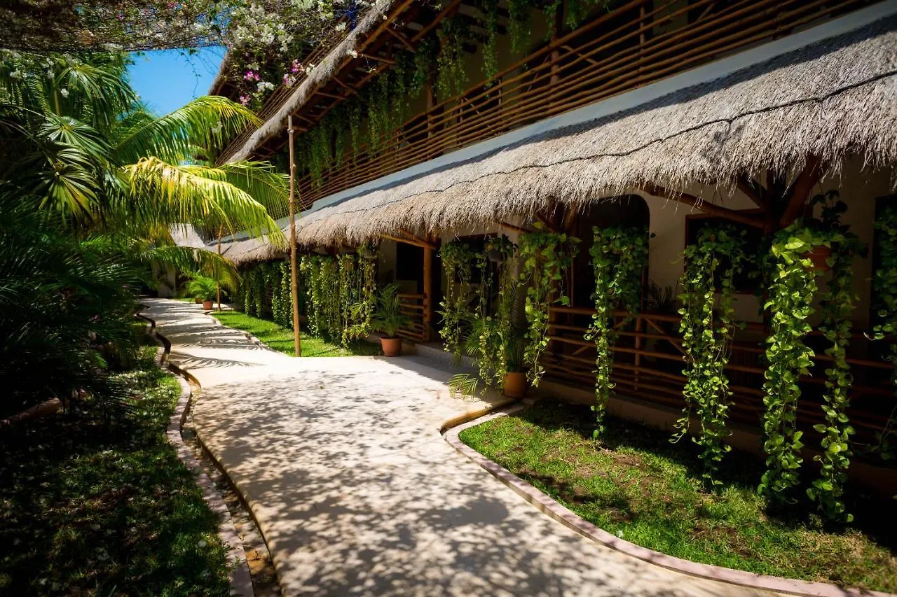 Tropical Suites By Mij Isla Holbox 4*,
